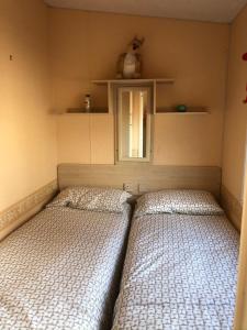 Ein Bett oder Betten in einem Zimmer der Unterkunft 73 Glenfinart Park
