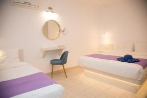 Gallery image of Markakis Studios Fira Town in Fira