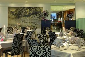 Restauracja lub miejsce do jedzenia w obiekcie Hotel Concordia