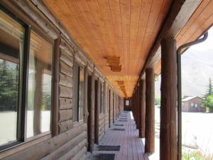 Gallery image of High Country Motel in Bellevue