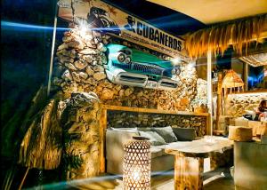 Area soggiorno di Cubaneros Holiday Inn