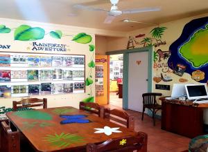 
A restaurant or other place to eat at Tropic Days Boutique Hostel
