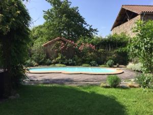 Piscina di Loft Atypique o nelle vicinanze