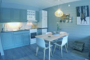 Fjellstova Storehorn Apartments tesisinde mutfak veya mini mutfak