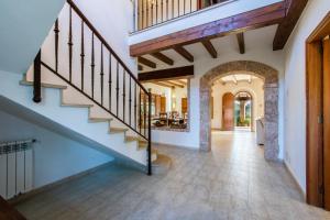Galeriebild der Unterkunft Villa La Rafal By homevillas360 in Pollença
