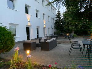 Vonkajšia záhrada v ubytovaní Bell's Hotel