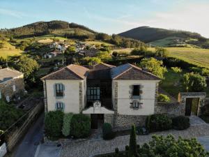 Hotel Rural Casona, Vegadeo, Spain - Booking.com