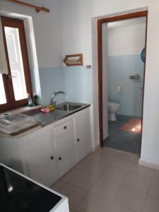 Ένα μπάνιο στο spiti Marcos +35 φωτογραφίες
