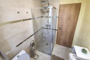 Koupelna v ubytování Casa PERLA