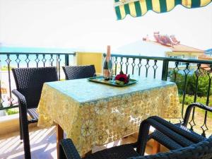 A balcony or terrace at Apartmenthotel Sithon