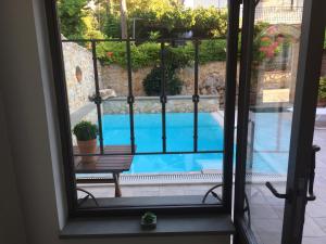 A piscina em ou perto de Villa Lithos Parga