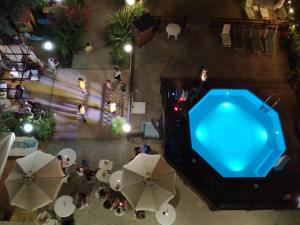 Bazén v ubytování Hotel Bisanzio nebo v jeho okolí