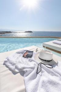 Πισίνα στο ή κοντά στο Iliada Suites