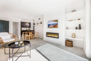 Część wypoczynkowa w obiekcie Bella Vista Puerto Banus apartment with sea views