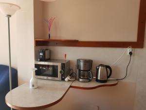 Una cocina o zona de cocina en Apartment Lux Mewa