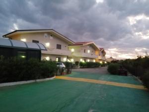 Bazén v ubytování Albergo Athena Mare nebo v jeho okolí
