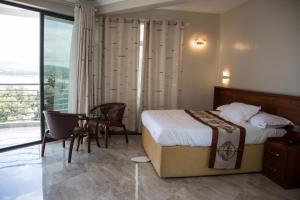 キゴマにあるSunset Vista Hotelのギャラリーの写真