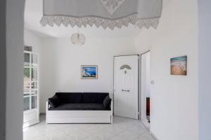 A seating area at Panoramic View House