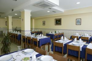 Restaurace v ubytování Ribeiro Hotel + 23 fotografií
