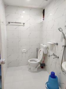 Un baño de Coconut Garden