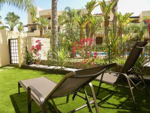 Vonkajšia záhrada v ubytovaní Bahia Marinas - Tu hogar con jardín privado!