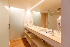 Ванная комната в Sea Porto Hotel