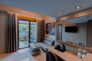 A television and/or entertainment centre at STORK Design Suites