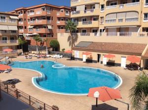 Swimmingpoolen hos eller tæt på Callao Beach holiday home