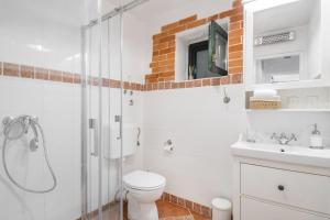 Koupelna v ubytování Villa Manda Korina