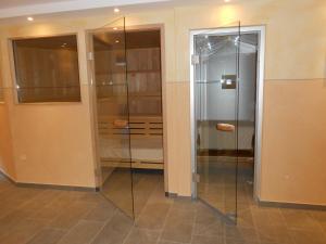 Kúpeľňa v ubytovaní Appartement beim Brunnen 10