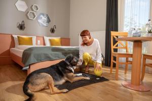 Domácí mazlíčci ubytovaní s hosty v ubytování JUFA Familienresort Kempten im Allgäu