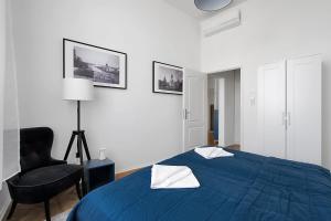Ліжко або ліжка в номері BpR COSMOS Design Suite with A/C