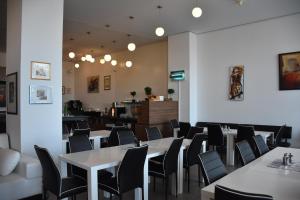 Posezení v ubytování HB1 Budget Hotel - contactless check in
