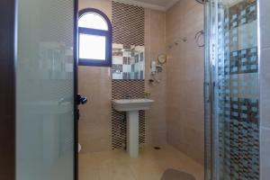 Ένα μπάνιο στο Hotel Jibal Chaouen