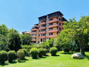 Κήπος έξω από το Babylon Park Apartment