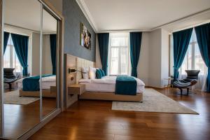 Ένα ή περισσότερα κρεβάτια σε δωμάτιο στο Casa Hrisicos