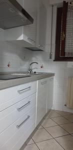 Kuchyňa alebo kuchynka v ubytovaní Casa Mimi'