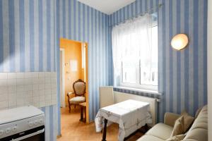 Posezení v ubytování 5 Ackerstraße + 2 fotografie