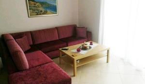 Posezení v ubytování Emerald Apartment with Sea View