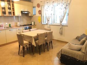 Küche/Küchenzeile in der Unterkunft Apartment DAZ