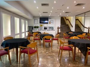 TV a/nebo společenská místnost v ubytování Hotel Leuka