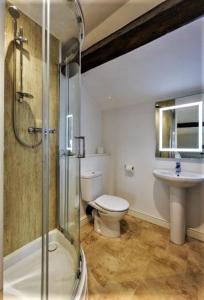 A bathroom at The Inn at Ravenglass