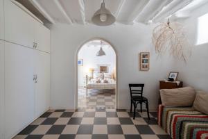 A seating area at Traditional stonebuilt house