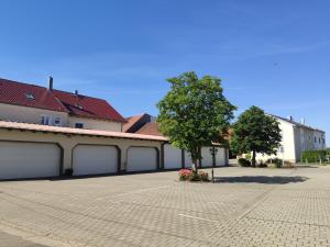 Budova, kde se penzion – hostinec nachází + 5 fotografií
