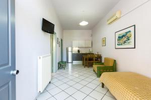 Gallery image of Philoxenia Apartments in Panormos Rethymno