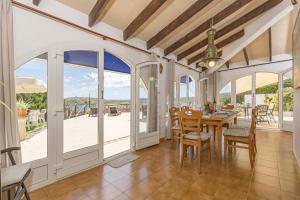 A balcony or terrace at Villa Es Mirador de ses Altines
