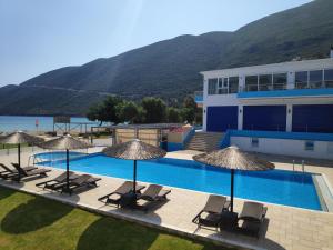 Foto dalla galleria di Surf Hotel a Vassiliki