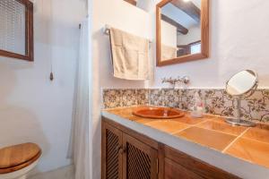 Ein Badezimmer in der Unterkunft Villa Cami de la Mar