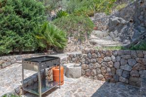 Ein Garten an der Unterkunft Villa Cami de la Mar