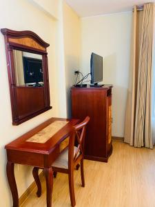 Televisyen dan/atau pusat hiburan di Hotel Continental Lima
